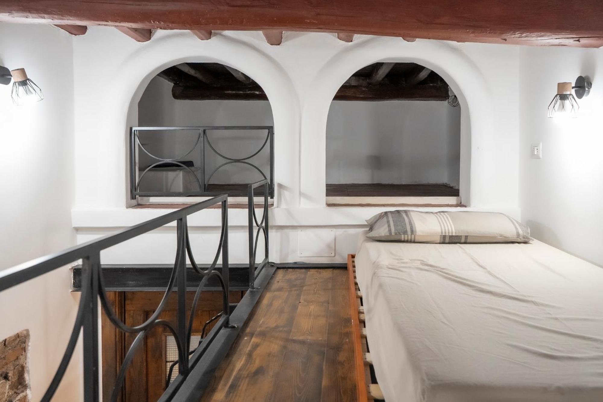 Home Domus Capocci - Rione Monti — Photos 3